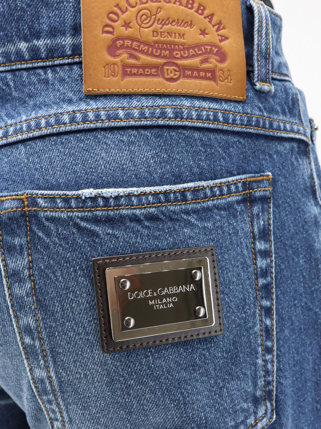 Jeans in blue denim