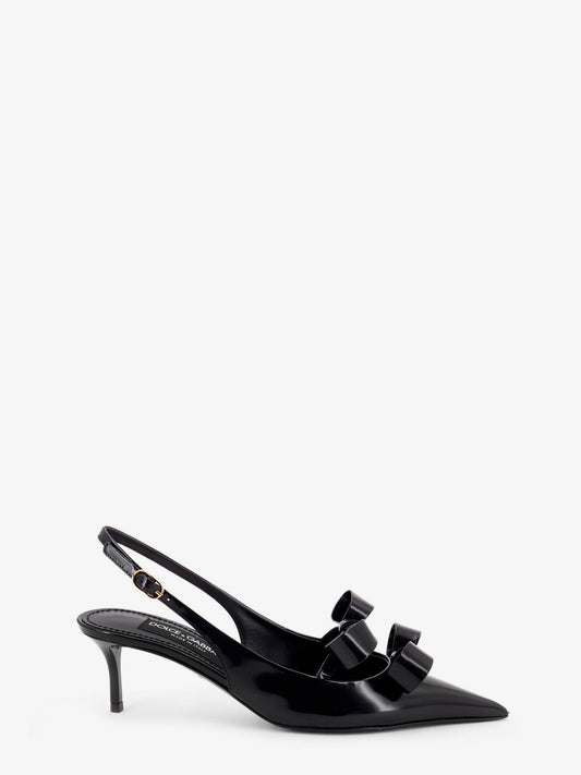 Patent leather sandals with front bow detail