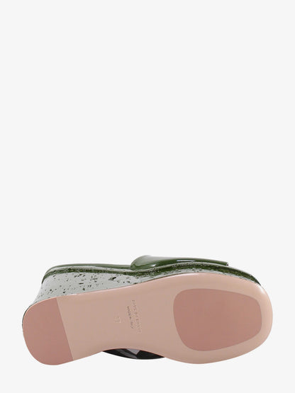 Patent leather sandals thumbnail