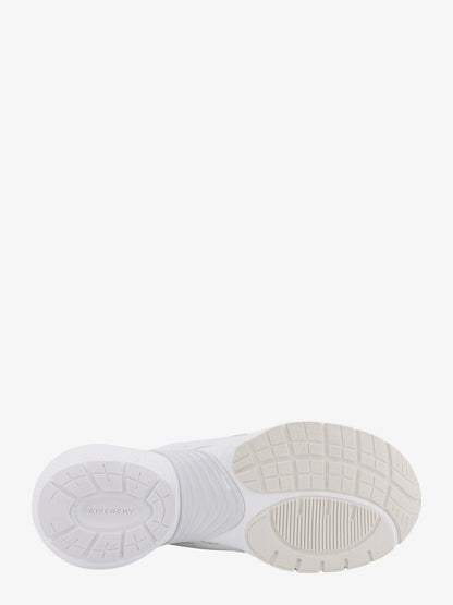 Mesh and alternative material to leather sneakers thumbnail