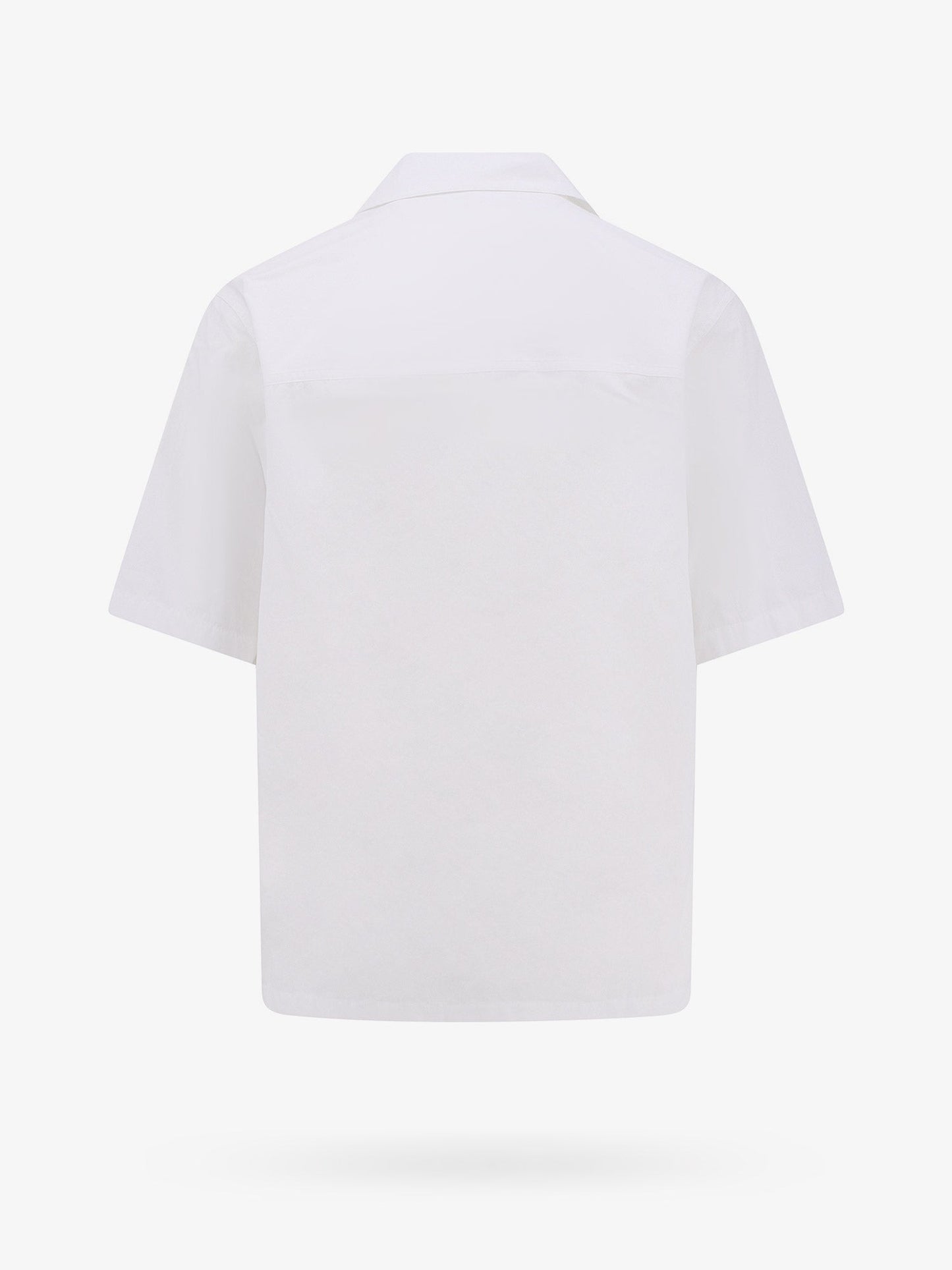 Cotton shirt with contrasting buttons