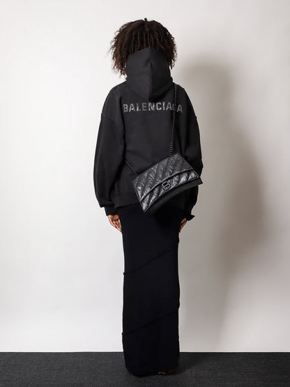 Borsa a spalla in pelle matelassé con mongoramma frontale thumbnail