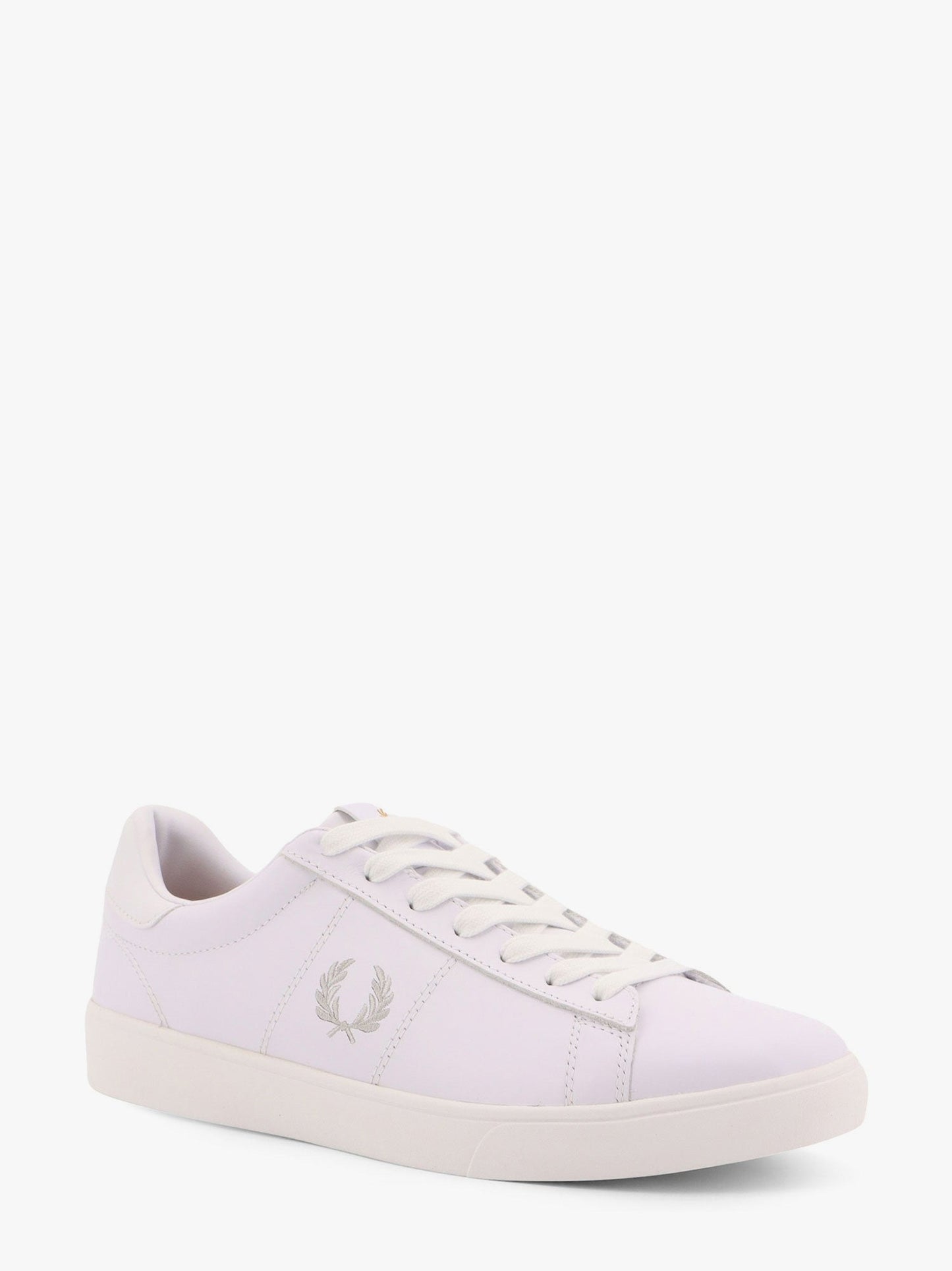 Leather sneakers with lateral embroidery