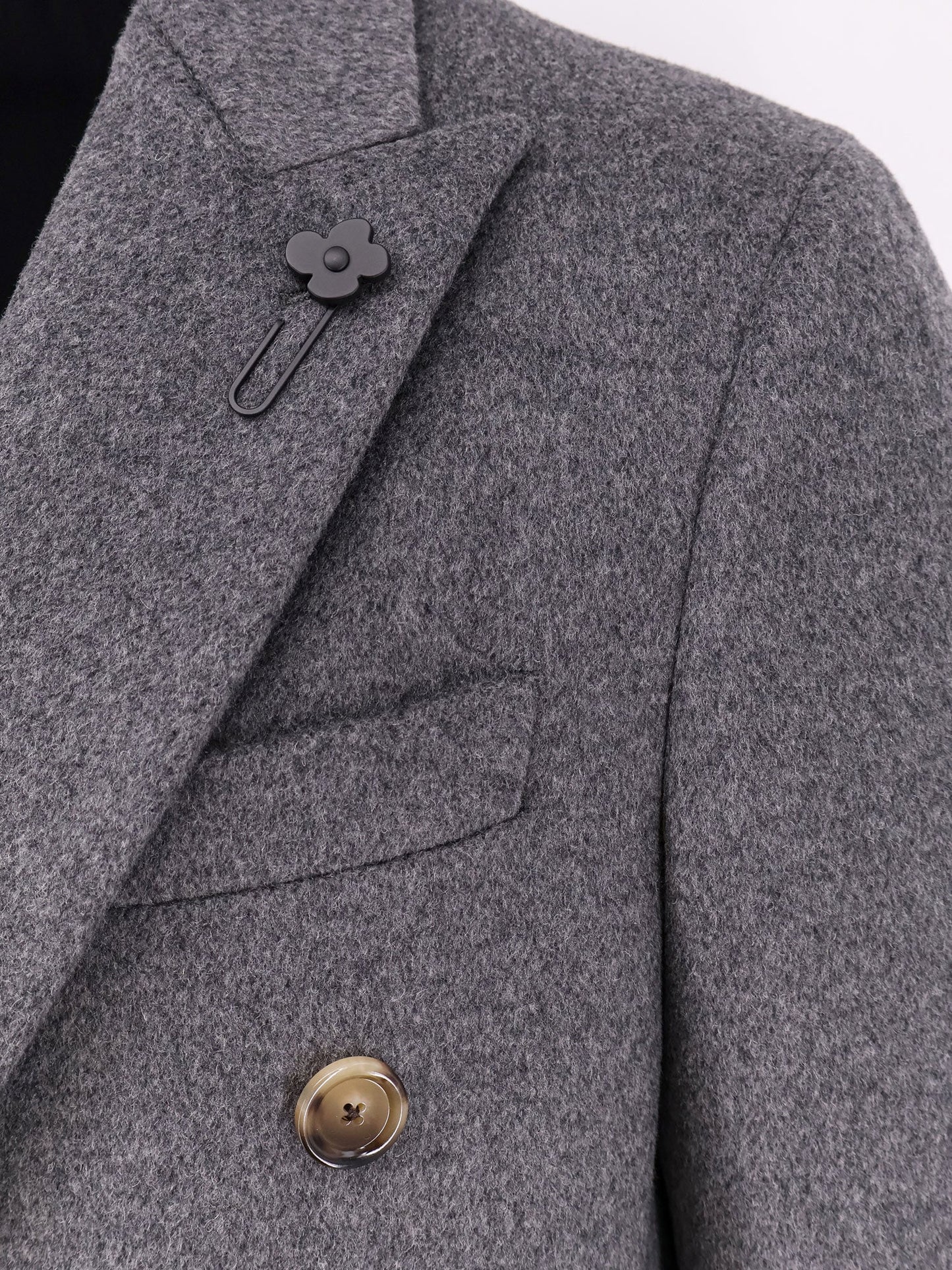 Pure virgin wool coat with peak lapel
