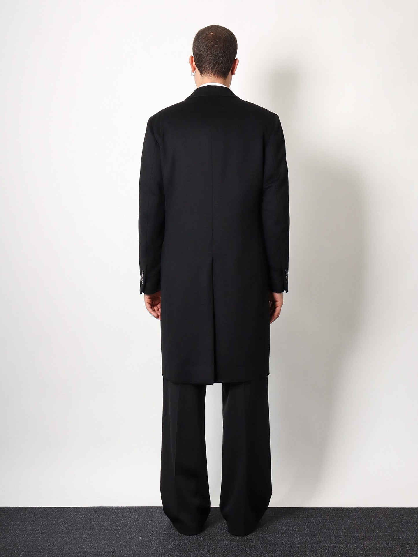 Cashmere coat with peak lapel