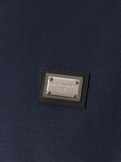 Sleeveless jacket with hood thumbnail