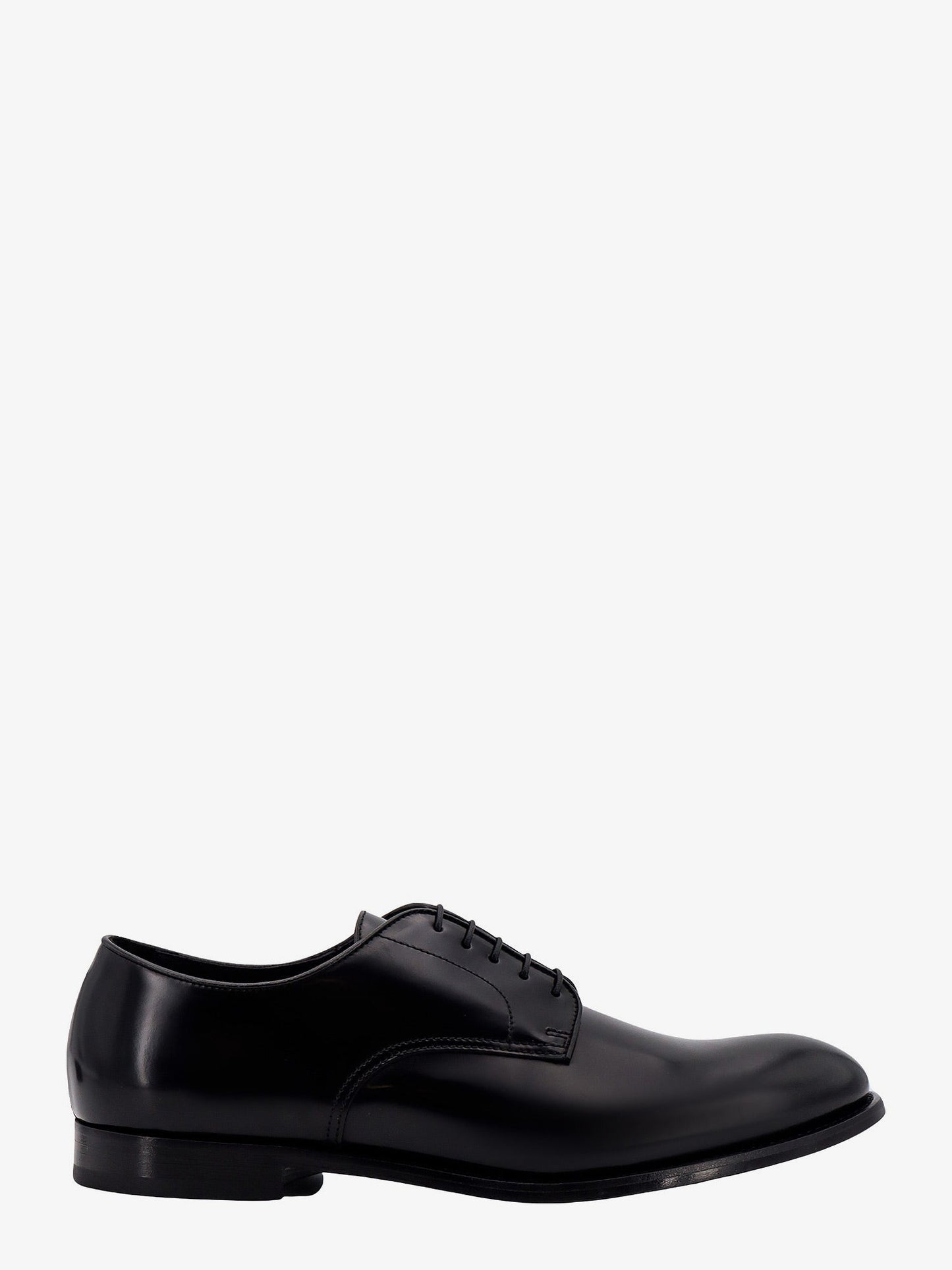 Patent leather lace-up shoe