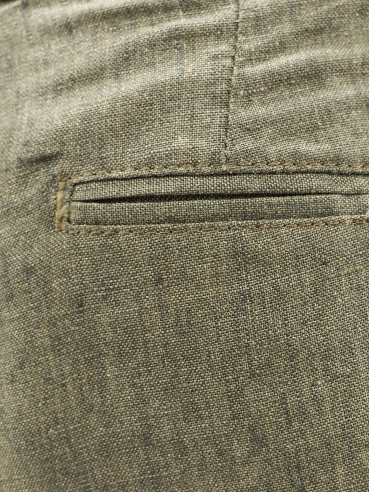 Linen bermuda shorts with logoed label