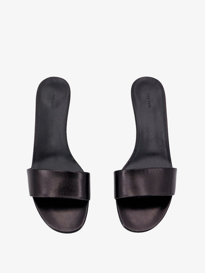 Leather sandals thumbnail