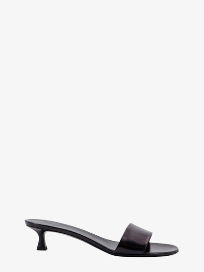 Leather sandals thumbnail