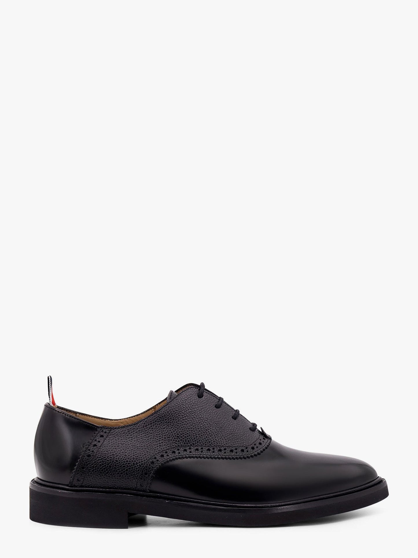 Leather lace-up shoe