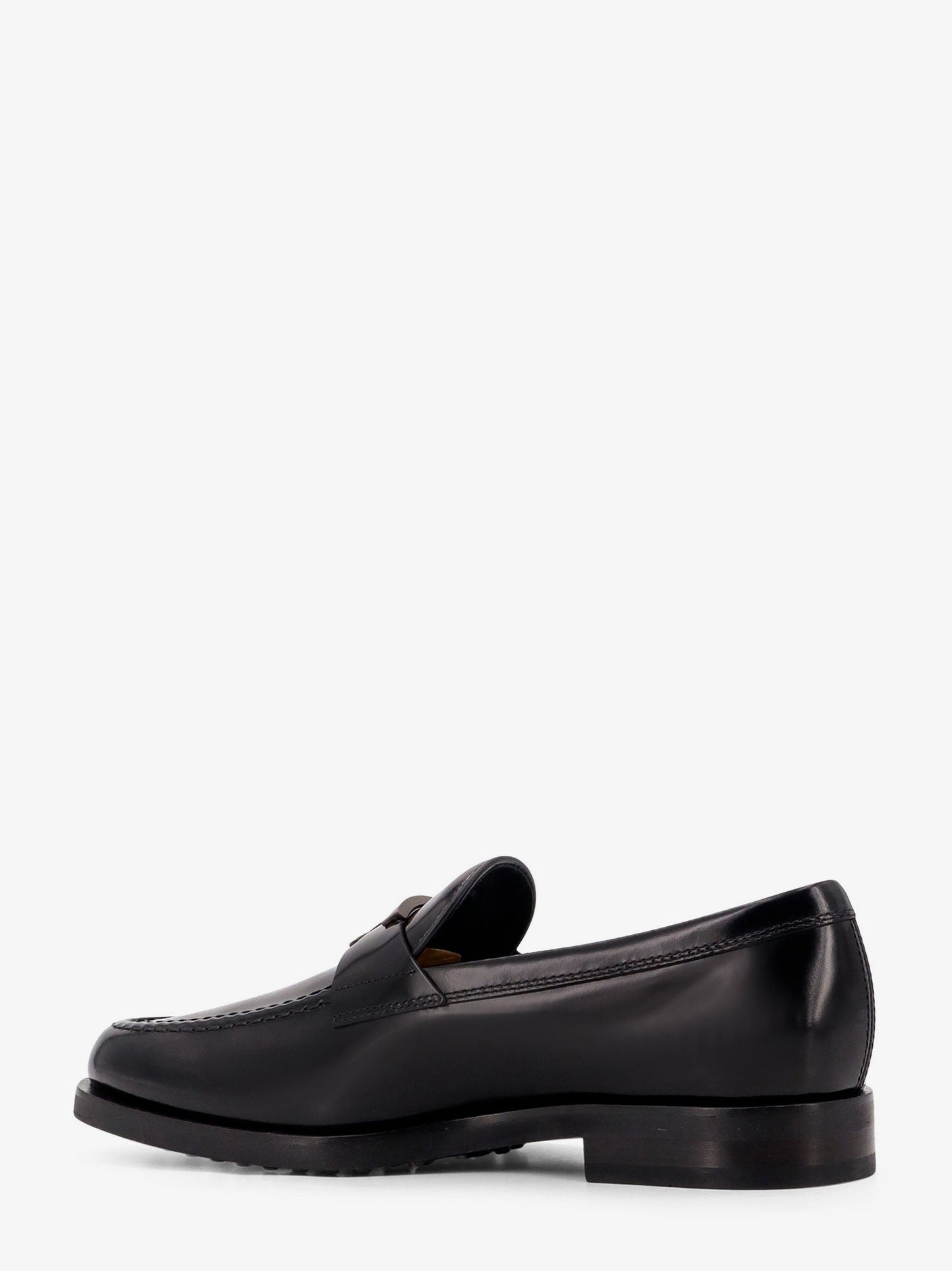 Leather loafer with t-timeless detail