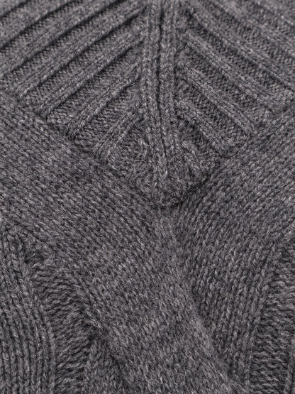 Cashmere sweater thumbnail