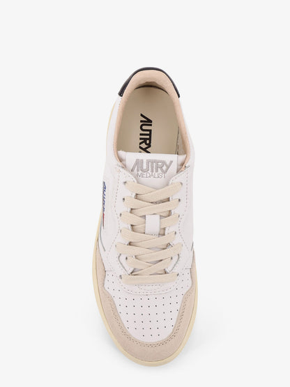 Sneakers low-top Medalist Low in pelle con inserti in suede thumbnail