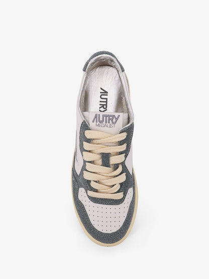 Medalist Low leather low-top sneakers thumbnail