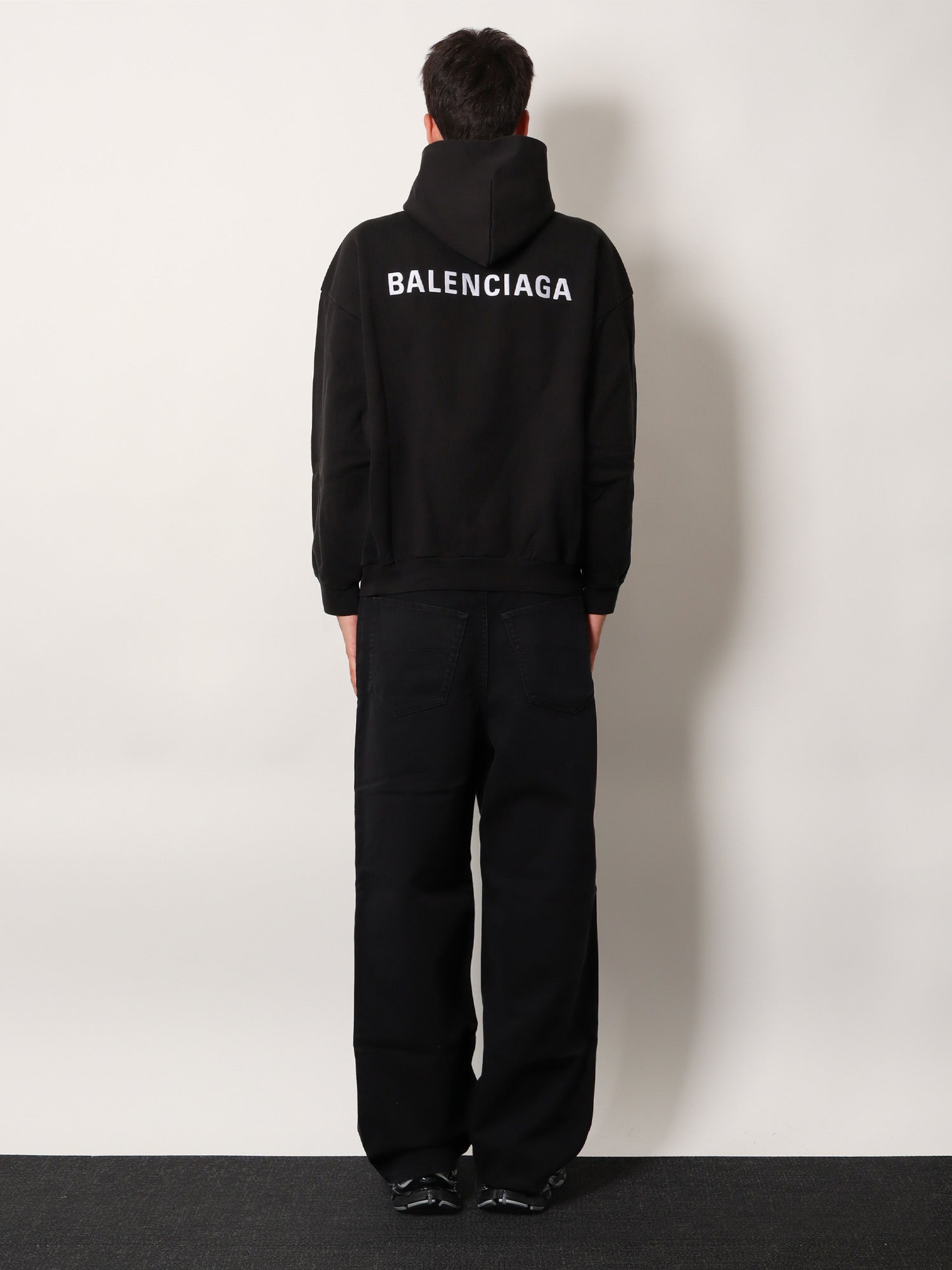 25a-balenciaga-