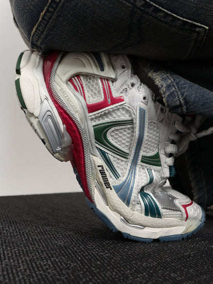 Runner low-top mesh sneakers thumbnail