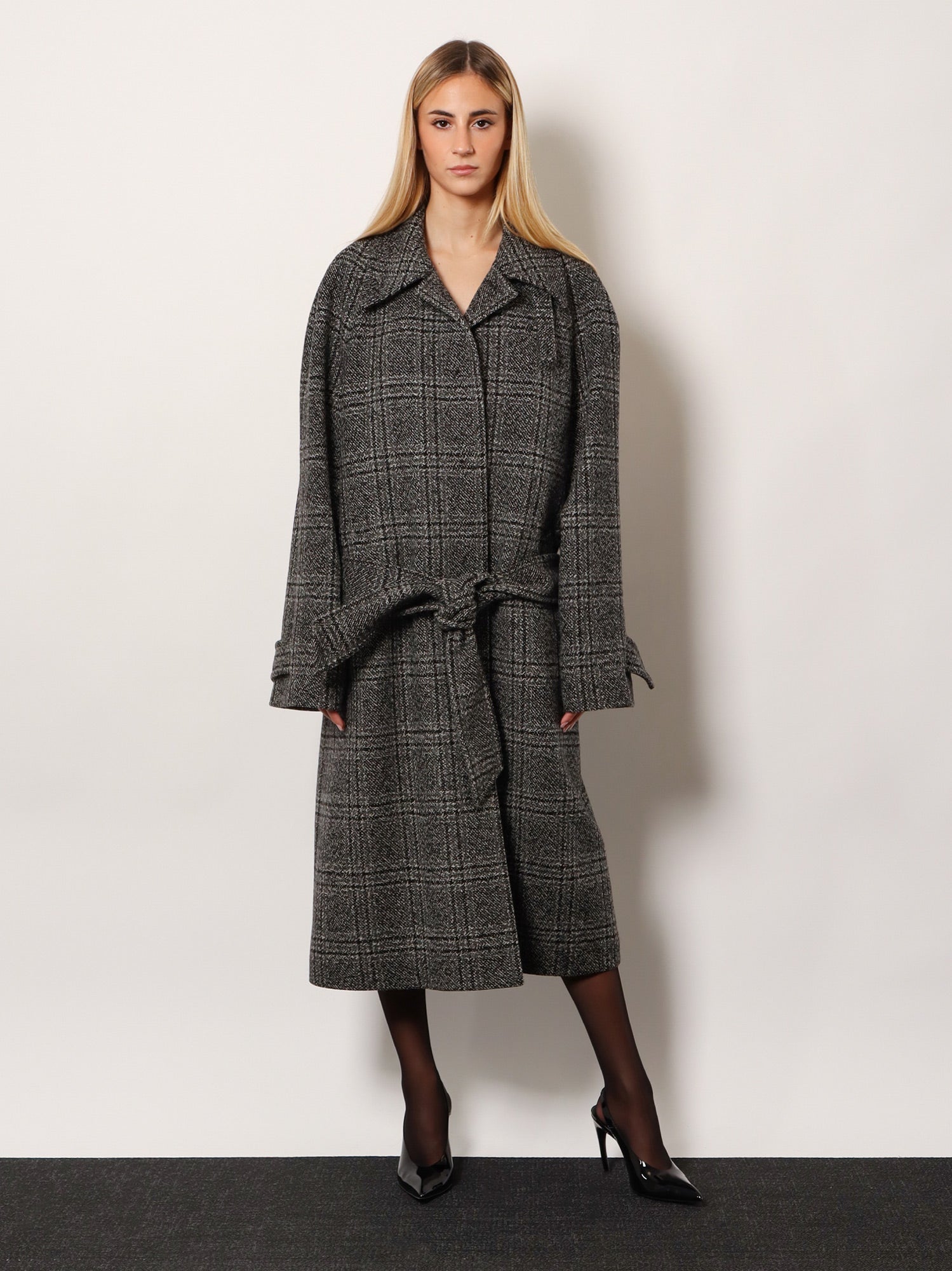 One Layer raglan wool coat BALENCIAGA - Nugnes1920