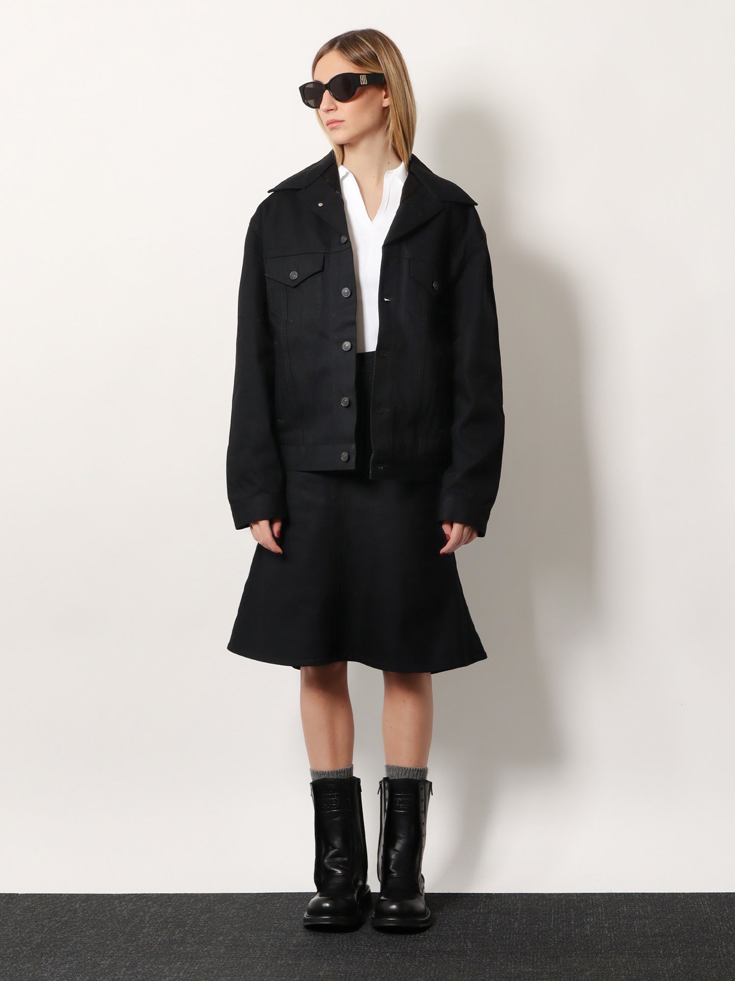 Standing denim jacket