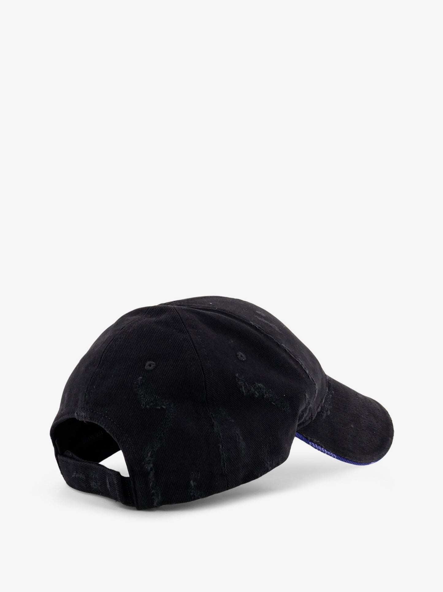 Cotton baseball hat with distressed effect