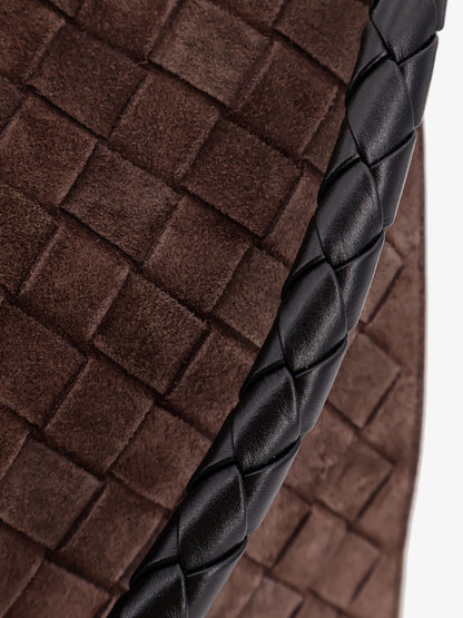 Intrecciato suede shoulder bag thumbnail