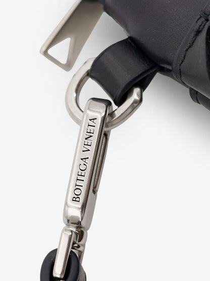 Intrecciato prism leather Pochette thumbnail