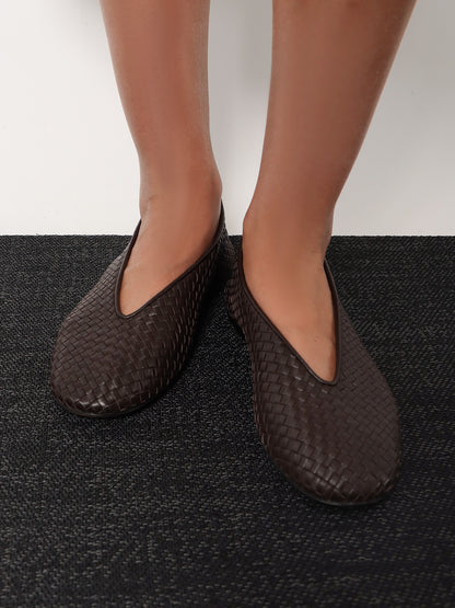 Rosa Flat leather ballerinas with Intrecciato motif thumbnail