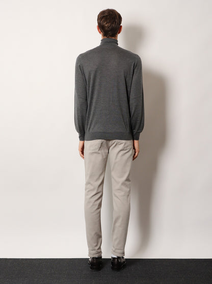 Cashmere and silk turtleneck thumbnail