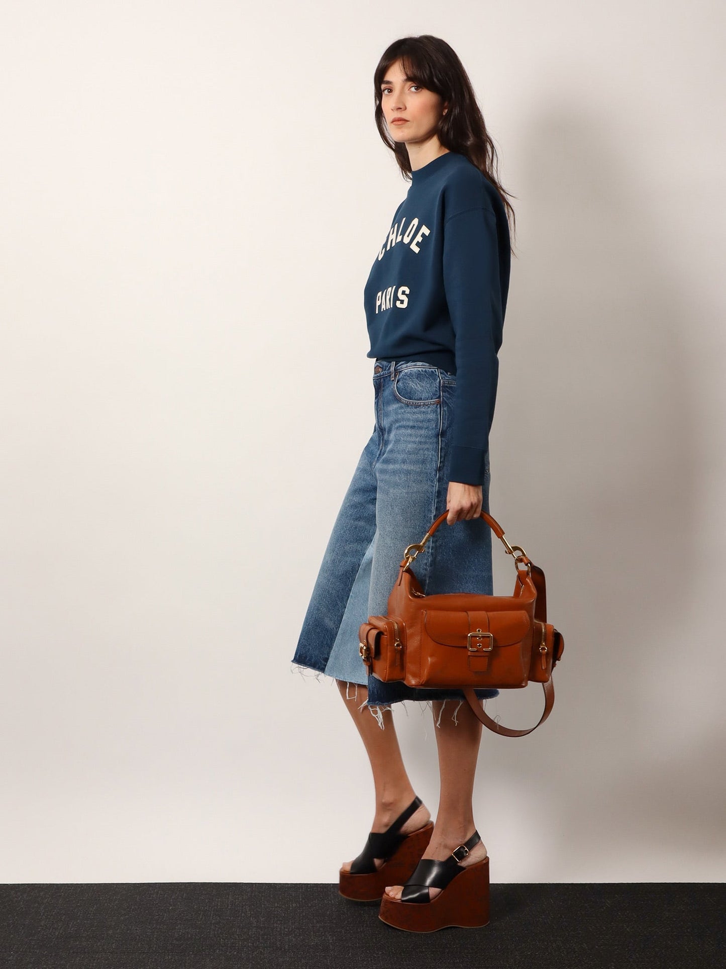 Carry shiny buffalo leather shoulder bag