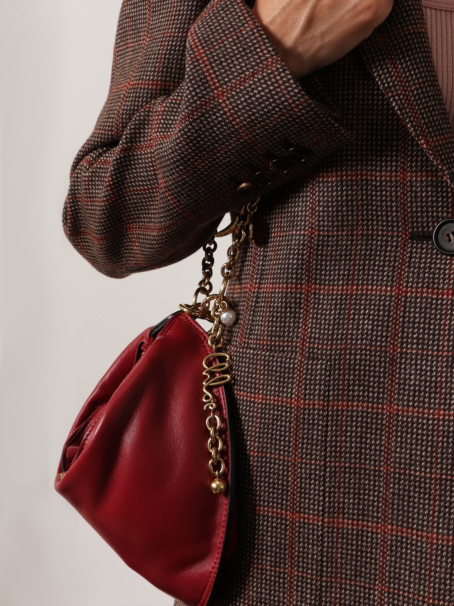 Halfmoon leather shoulder bag