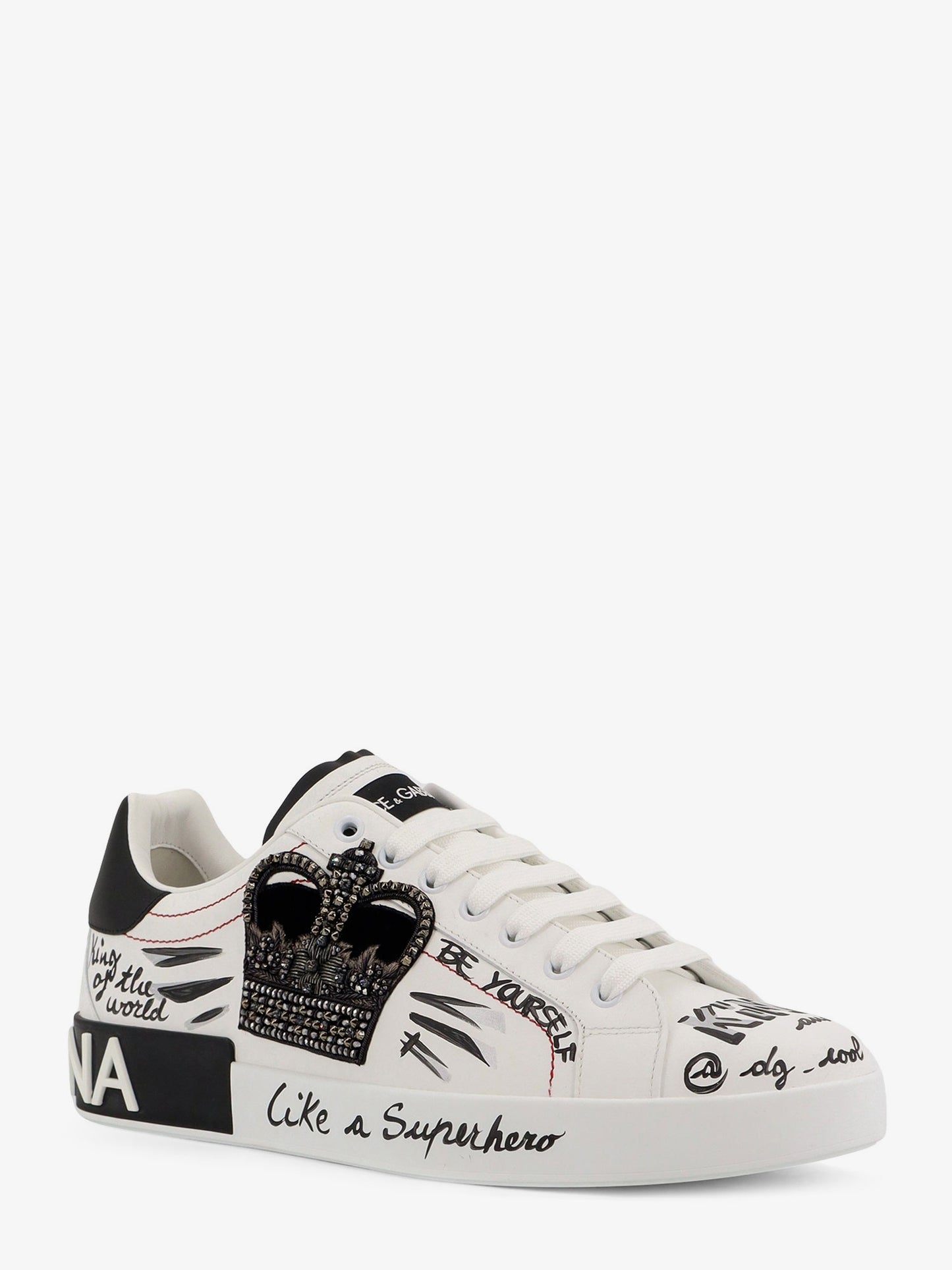 Sneakers in pelle con stampe iconiche