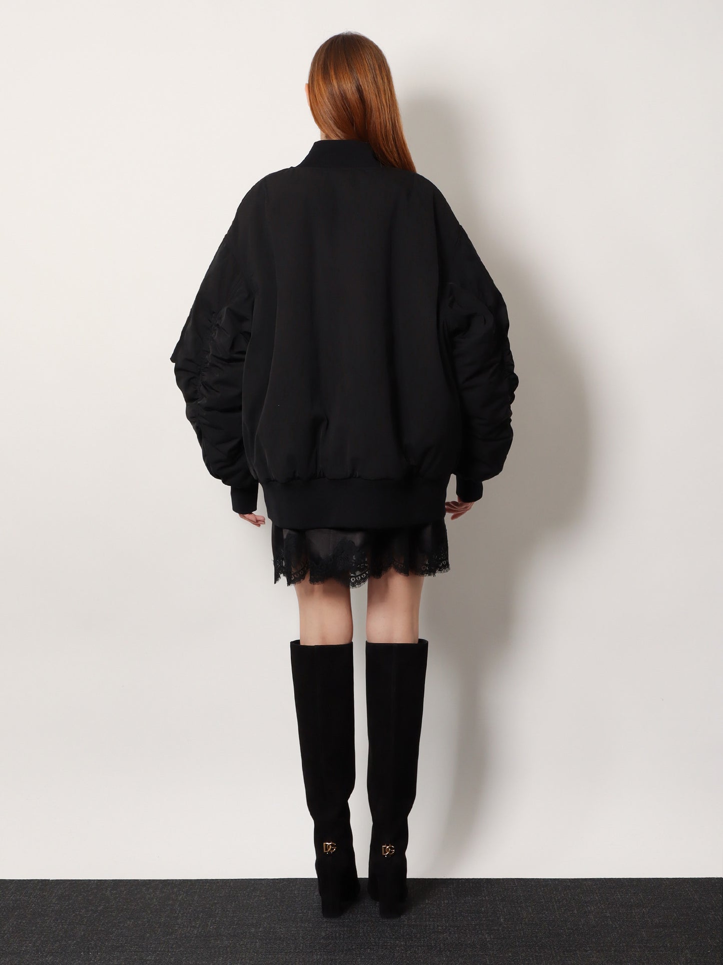 Nylon jacket with wrinkled effect