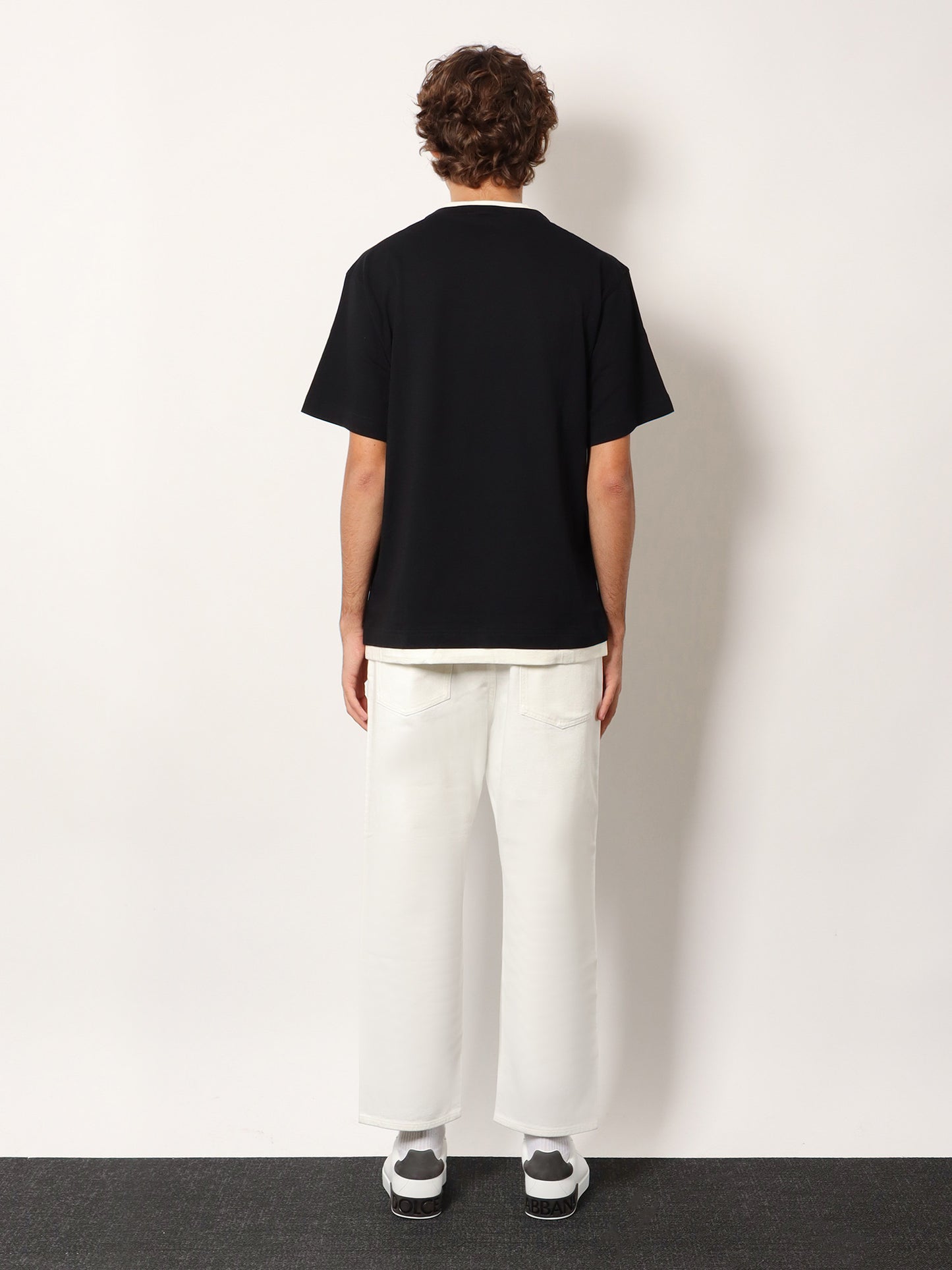 T-shirt in cotone con stampa logo floccato