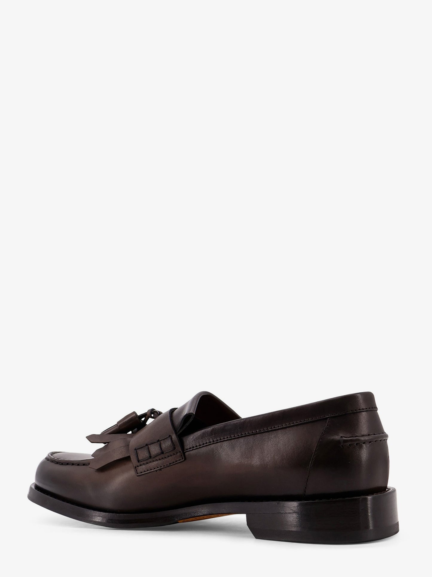 Leather loafers with tassels