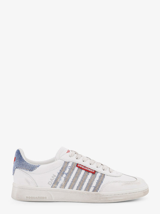 Low-top leather sneakers with denim profiles