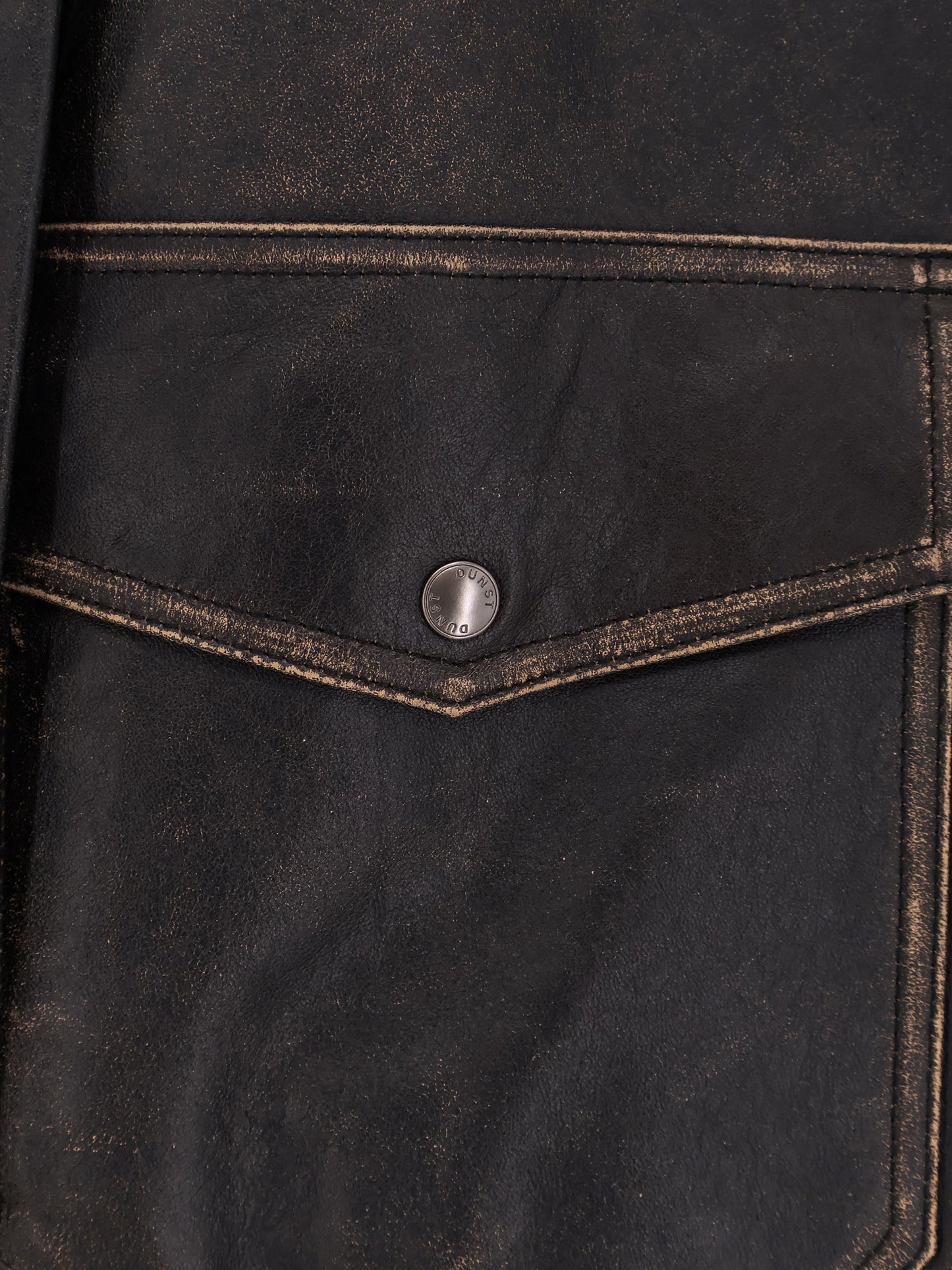 Giubbino in pelle con colletto in montone