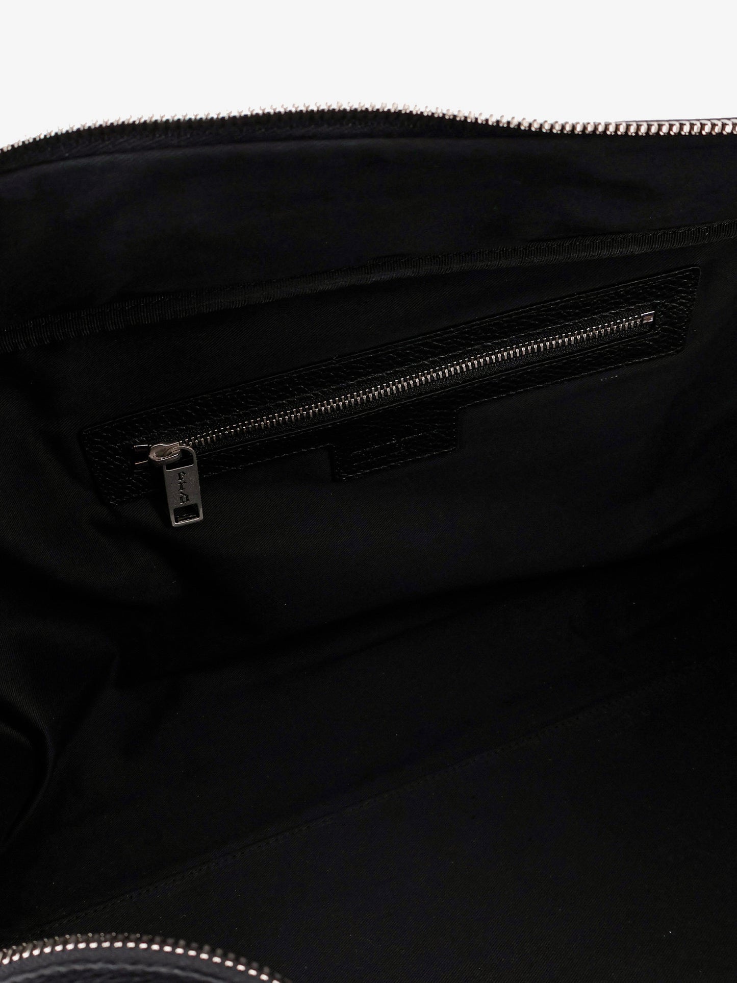 Belt Strap Weekender leather travel bag