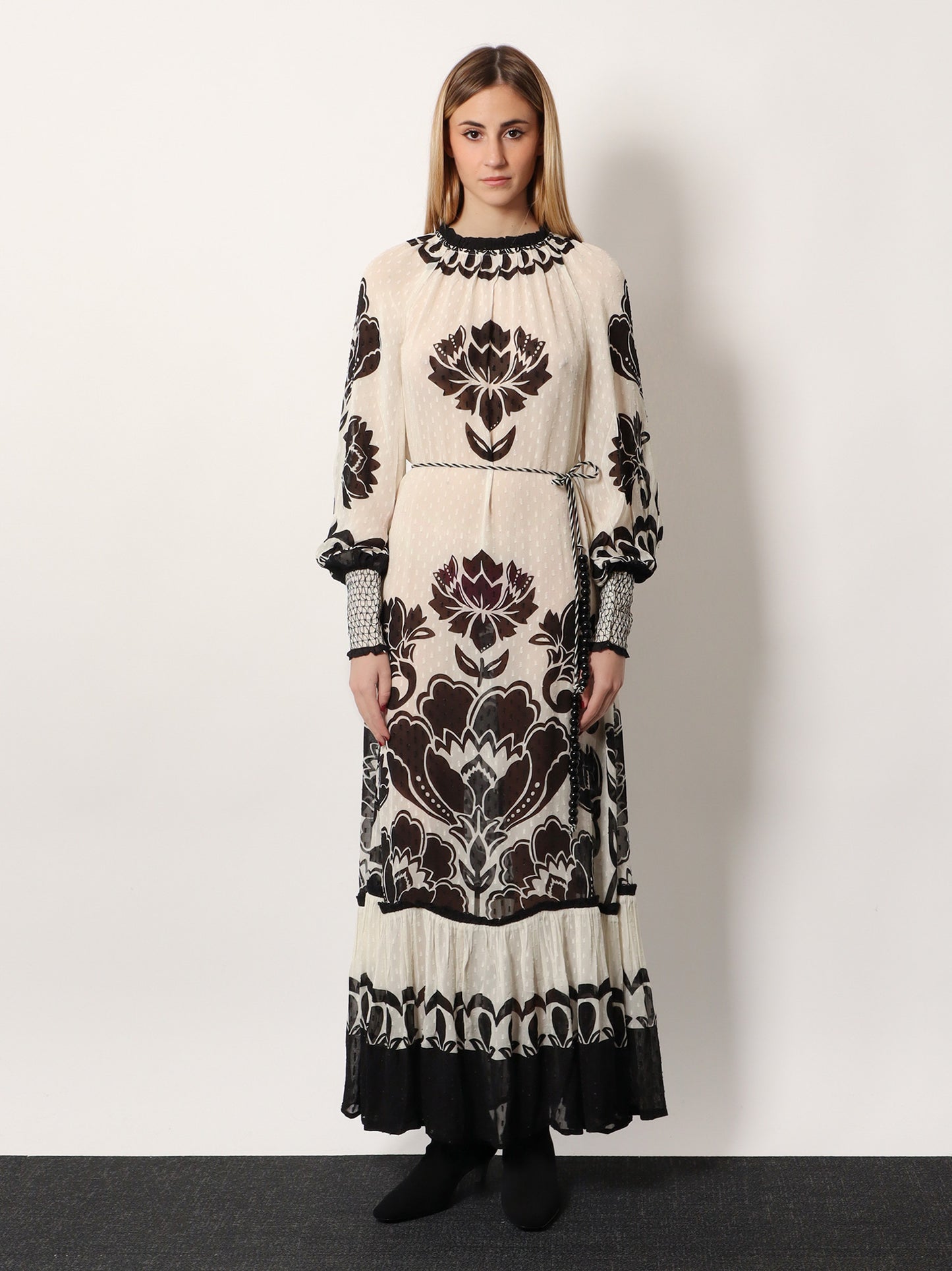 Viscose dress with Floral Arabesque motif