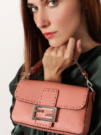 Mini Baguette leather shoulder bag thumbnail