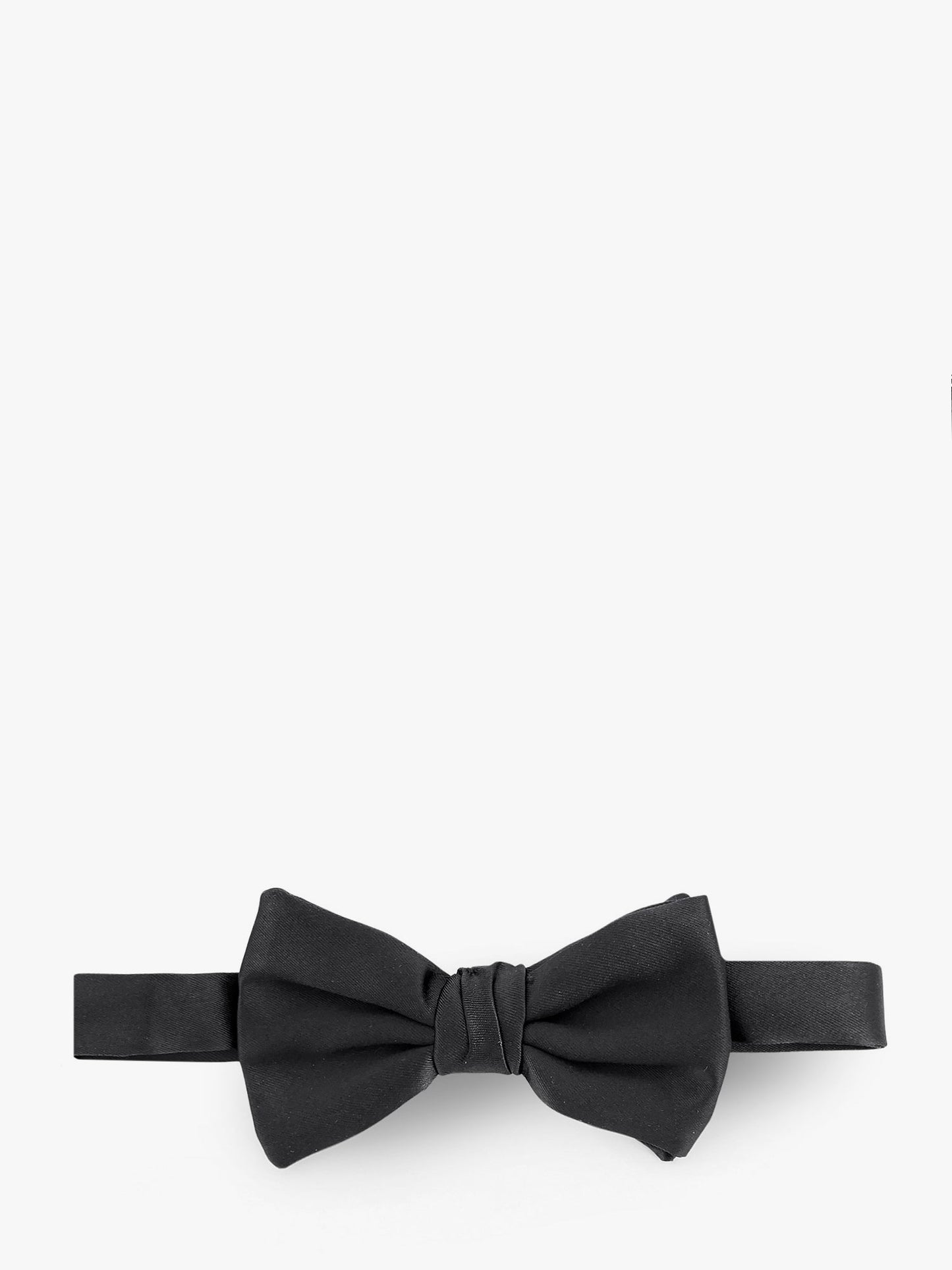 Silk bow tie