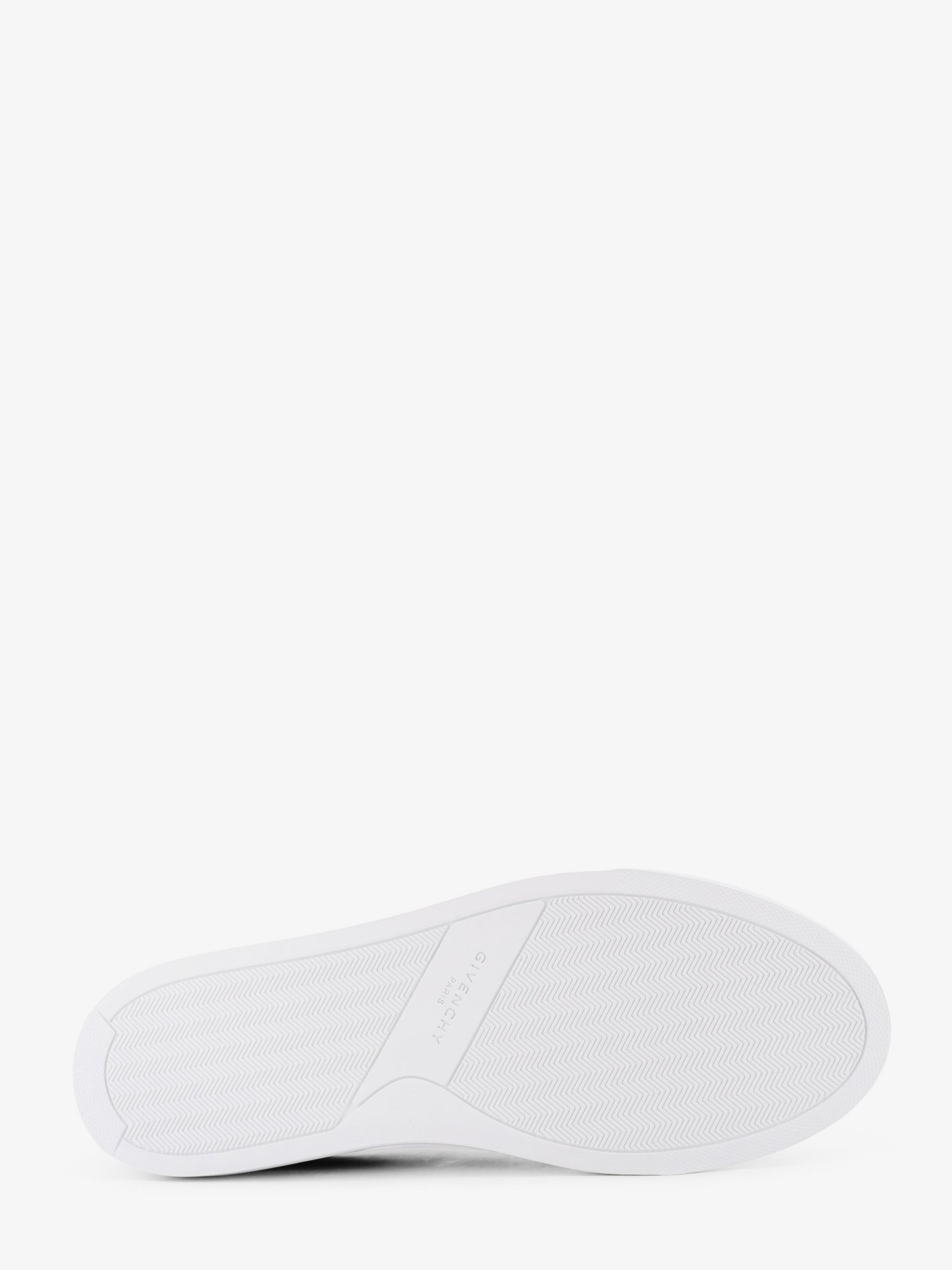 Low-top leather sneakers