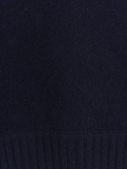 Cashmere sweater thumbnail