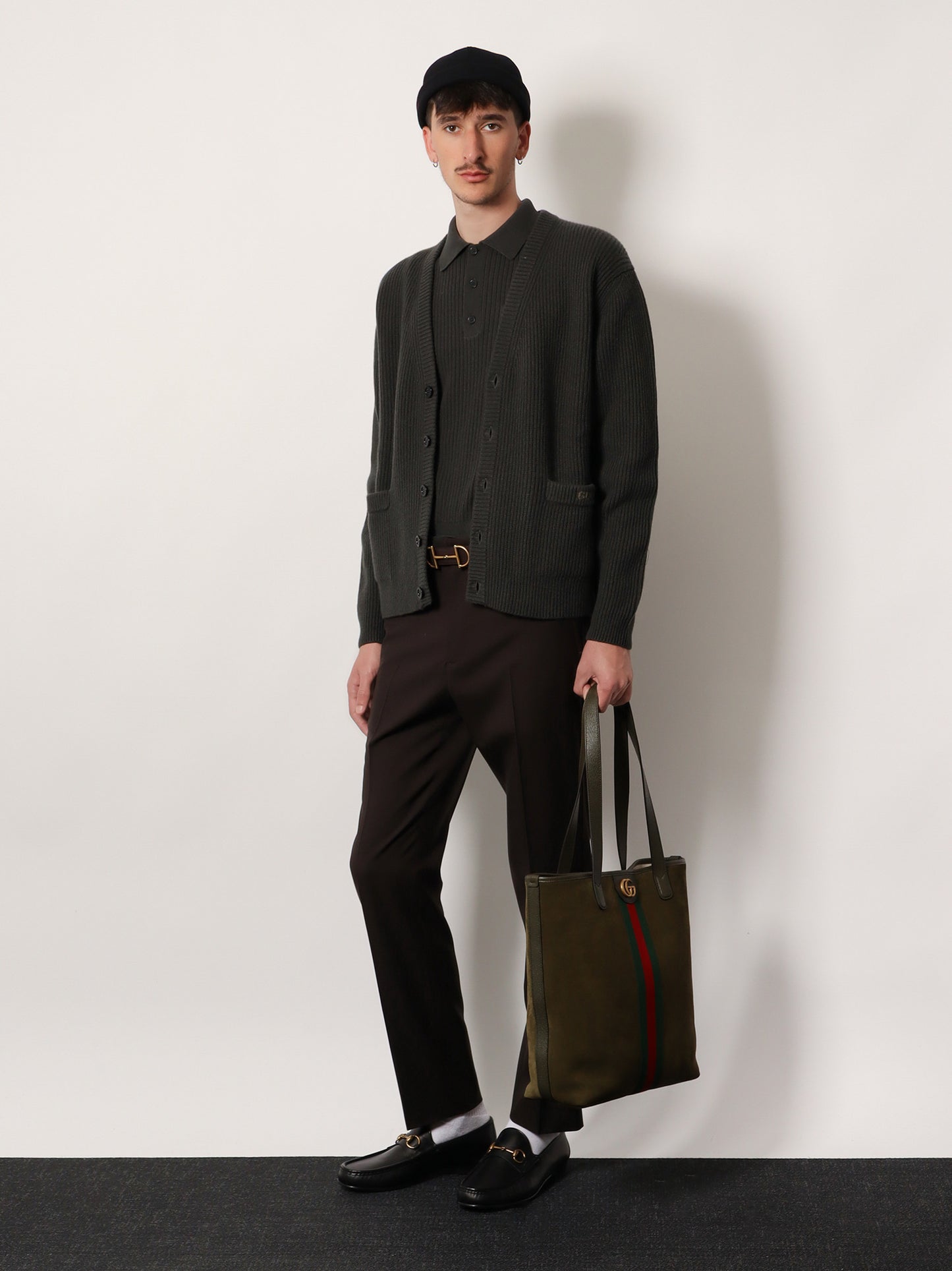 Cardigan in lana e cashmere a costine