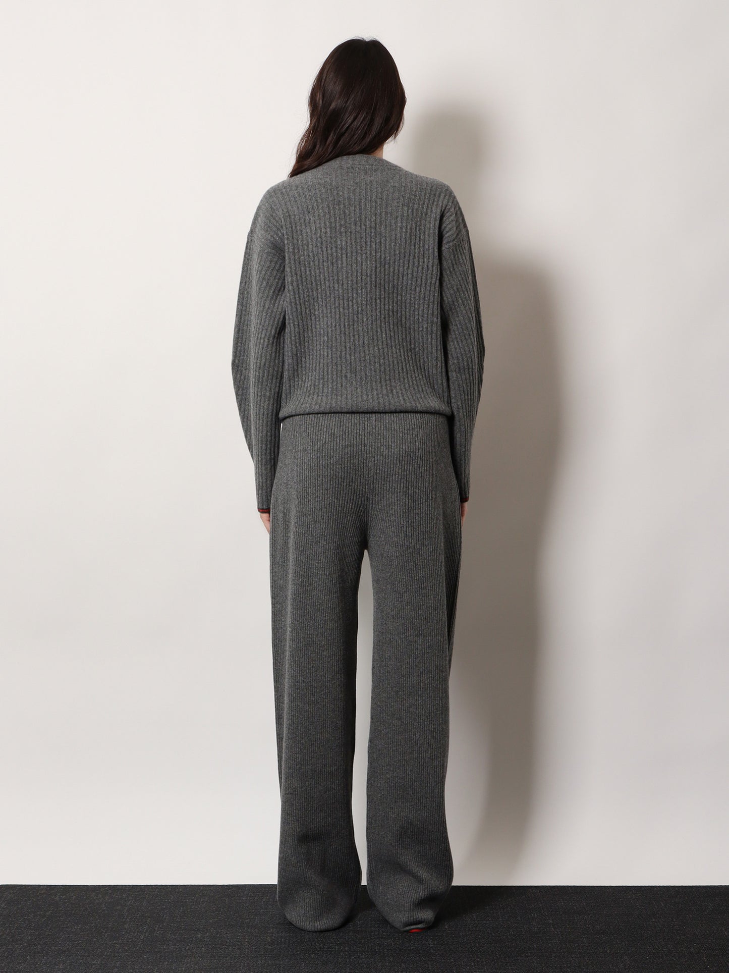 Stretch wool trousers