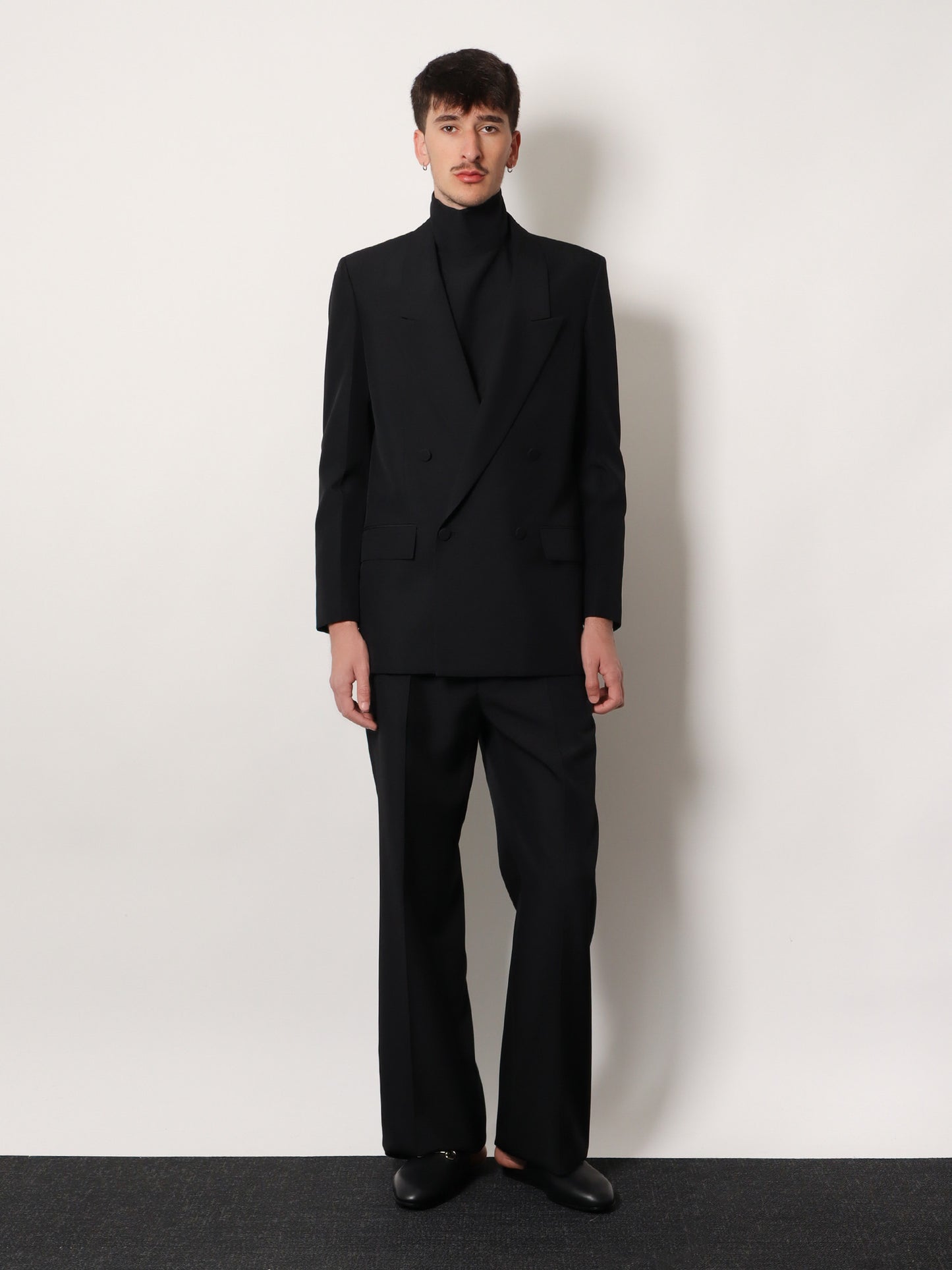 Trousers with GUCCI embroidery