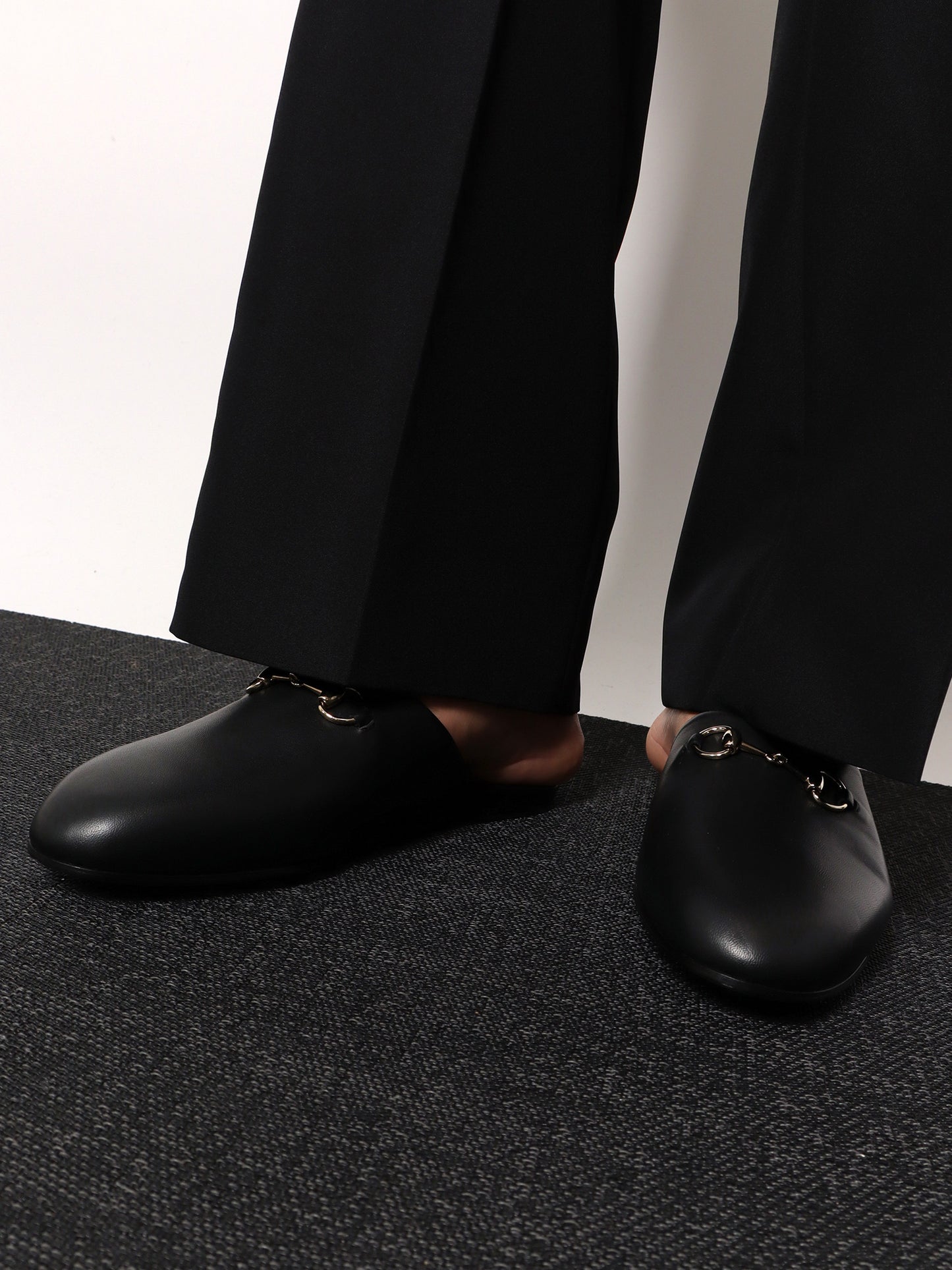 Sabot in pelle con Morsetto