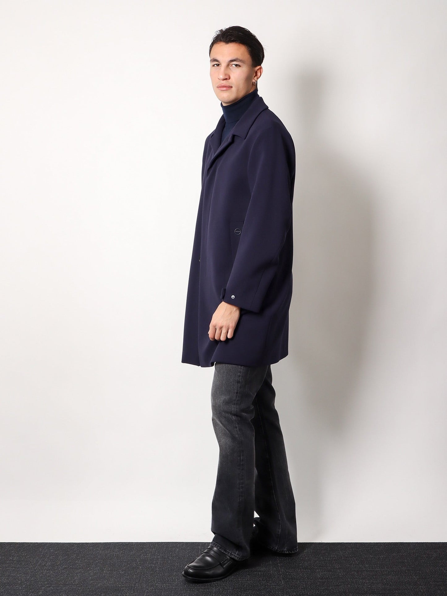 Loco windproof and water repellent coat