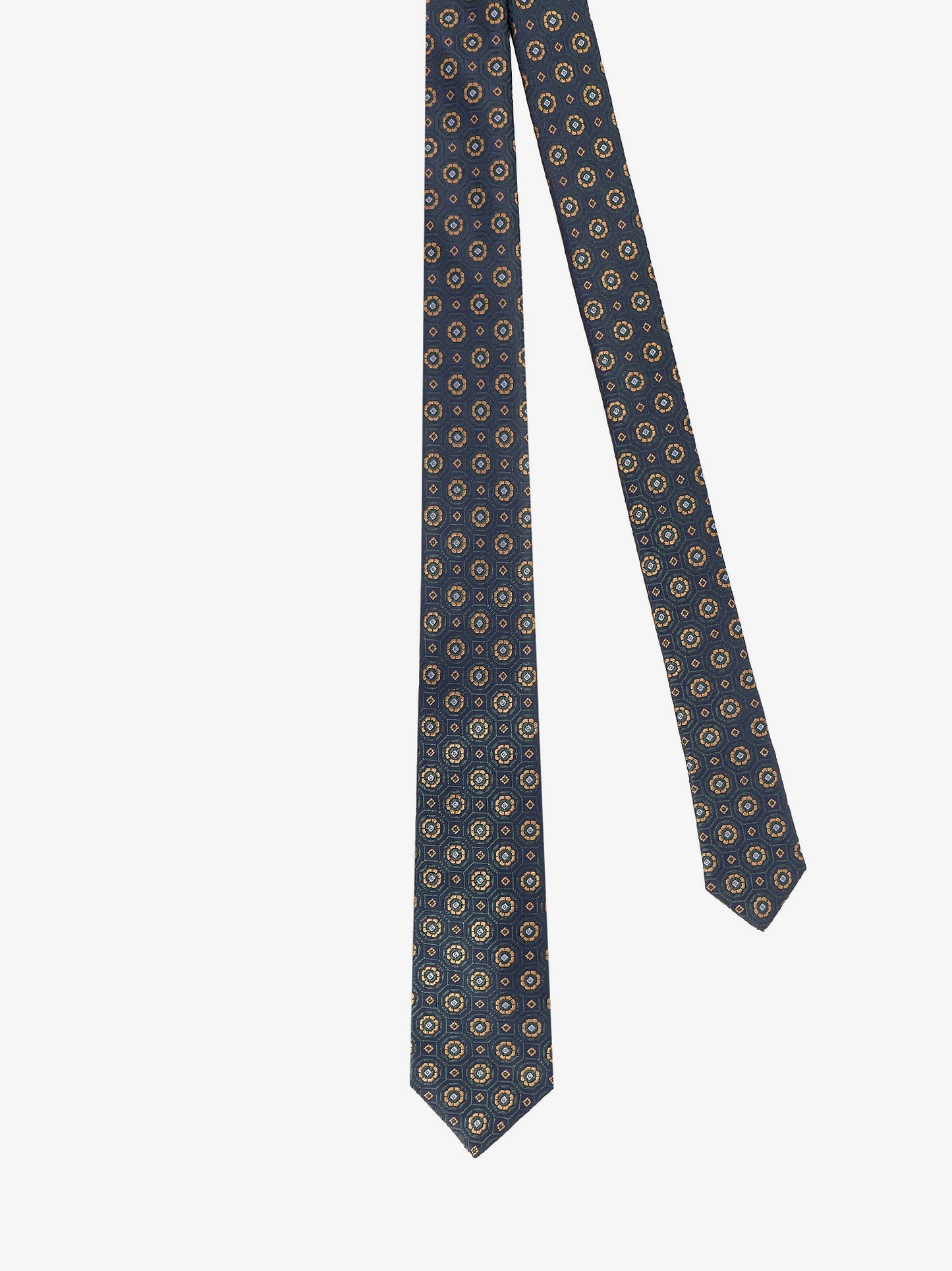 Silk tie