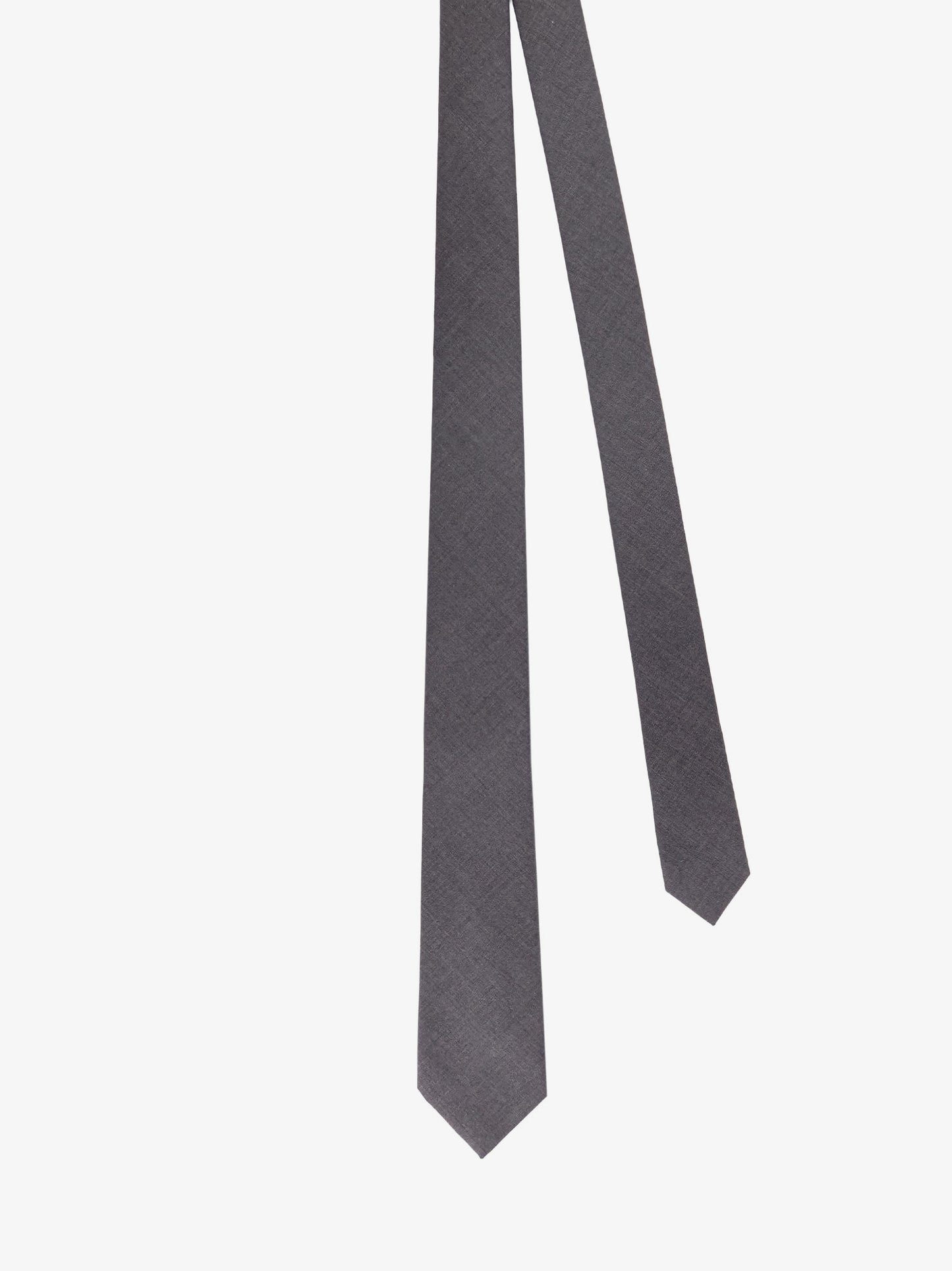 Wool tie