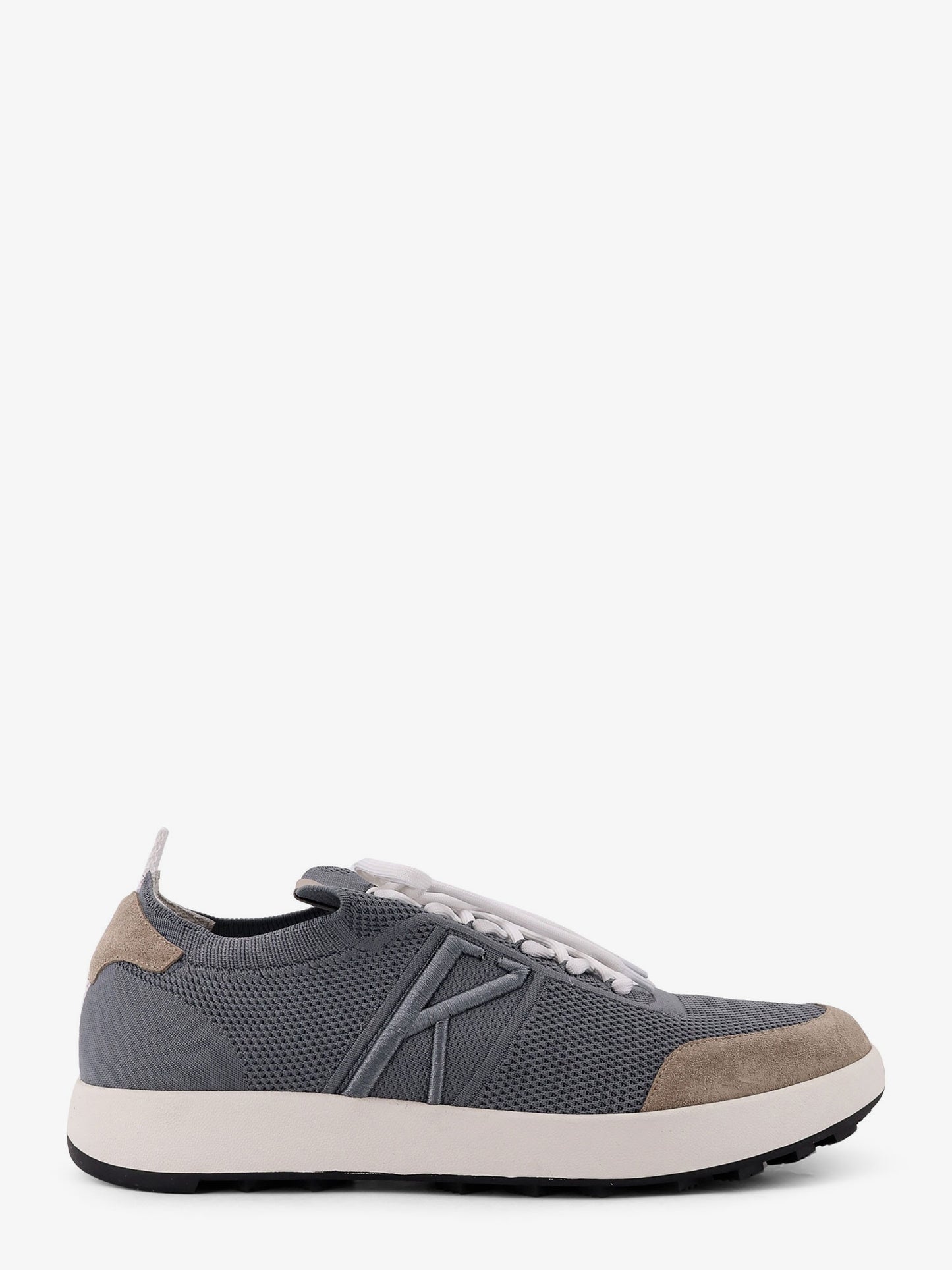 Low-top mesh sneakers with suede profiles
